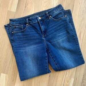 Chico’s Dark Denim So Slimming Girlfriend Jeans Sz US 6 Chicos Sz 0.5